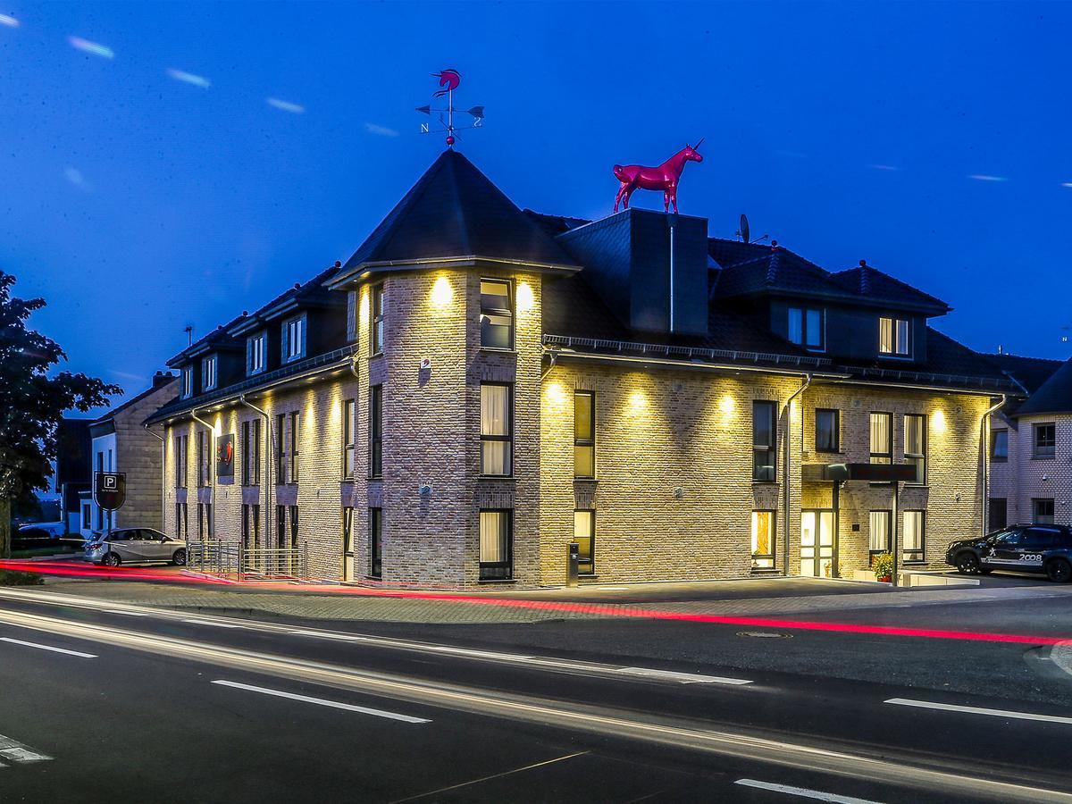 Hotel Rotes Einhorn **** Düren - Eifel Dış mekan fotoğraf